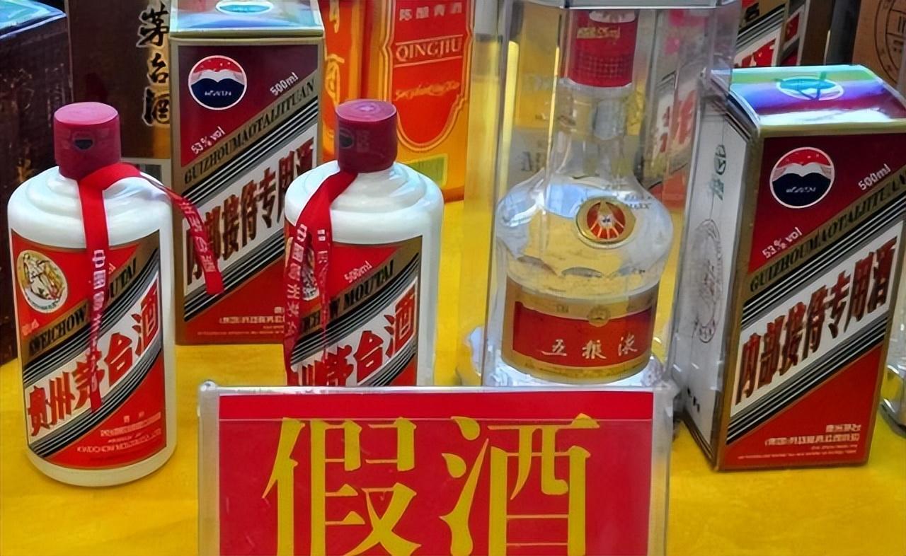 瓶子骑摩托车，一个看似荒唐却藏着物理与生活智慧的问题