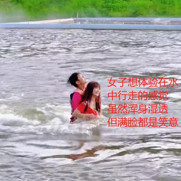 骑踏板摩托车穿裙子，风度和安全，到底怎么兼得？