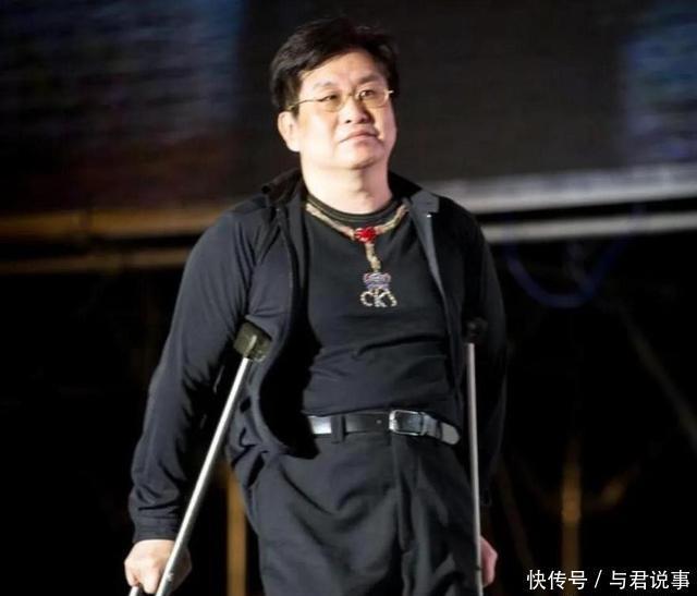 郑智化骑摩托车，那个拄拐唱水手的人，为什么把机车当成了另一副拐杖？