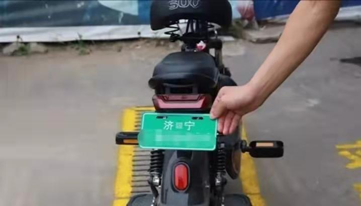 电车车标图案大全，路上遇到这些绿牌车，你能认出几个？