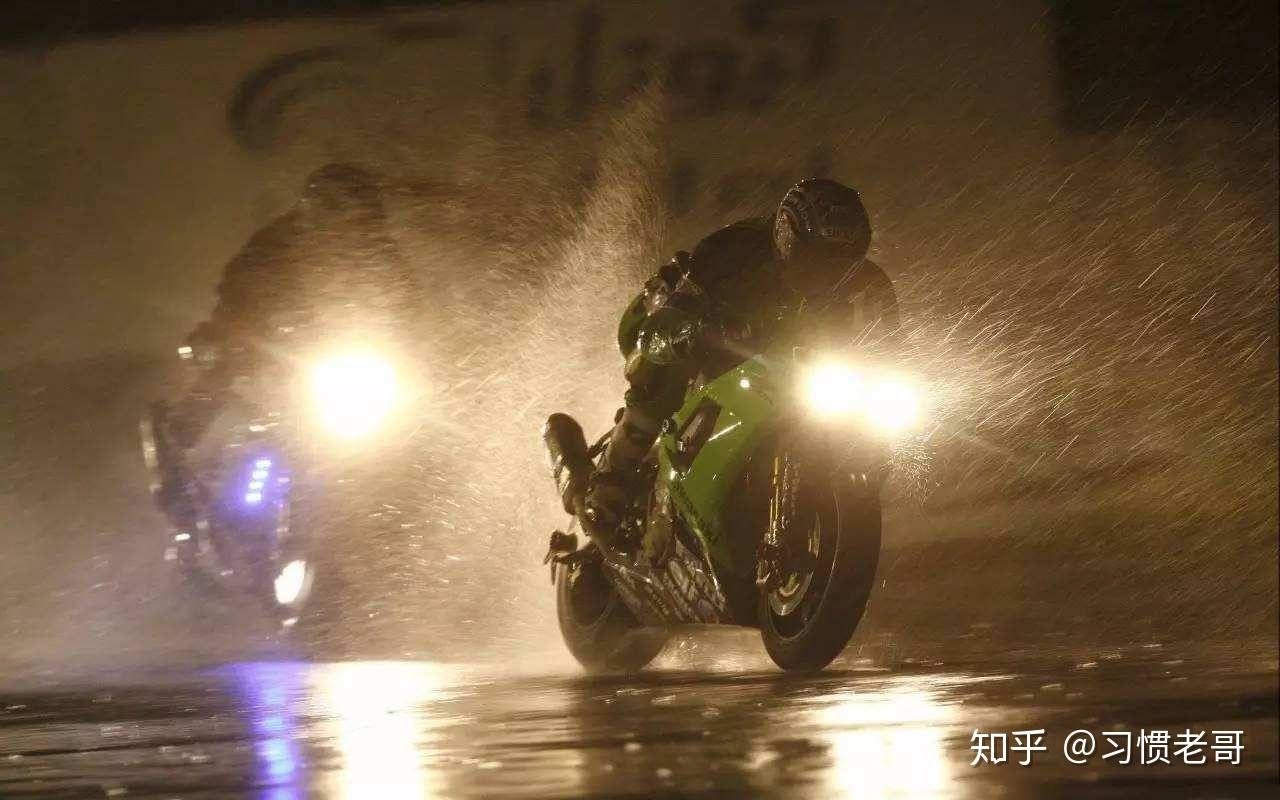 水滴骑摩托车，从一滴水的视角，看懂流体力学、天气与骑行安全