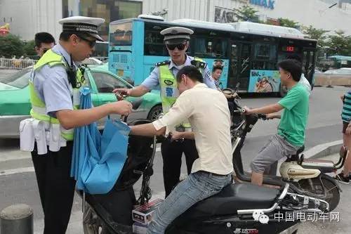 违章罚款怎么处理，别慌，照着这篇一步步来就行