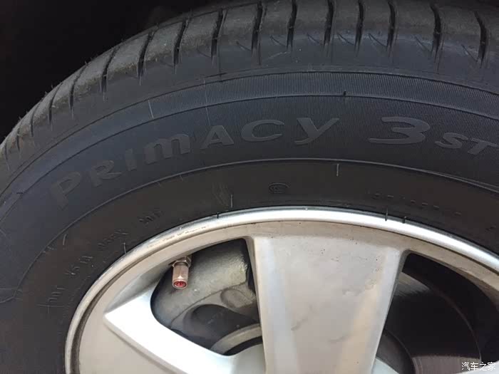 倍耐力轮胎质量怎么样？我换了三套胎之后，想跟你聊聊实在话