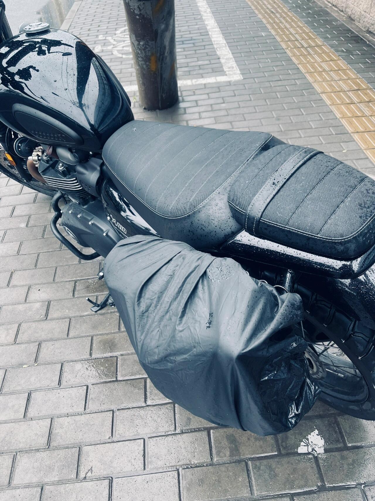 骑摩托车盖，风里雨里，那块布到底该怎么选、怎么盖？
