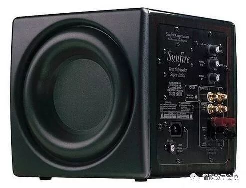 低音炮到底怎么用？别让好设备在你家吃灰