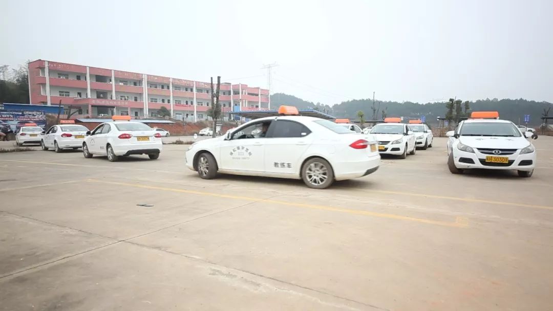 裕安驾校怎么样？我把自己和朋友的学车经历都翻出来聊一遍