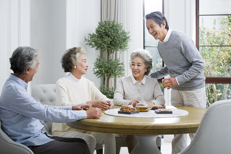 容易犯困怎么办？别急着灌咖啡，先弄懂身体在跟你说啥