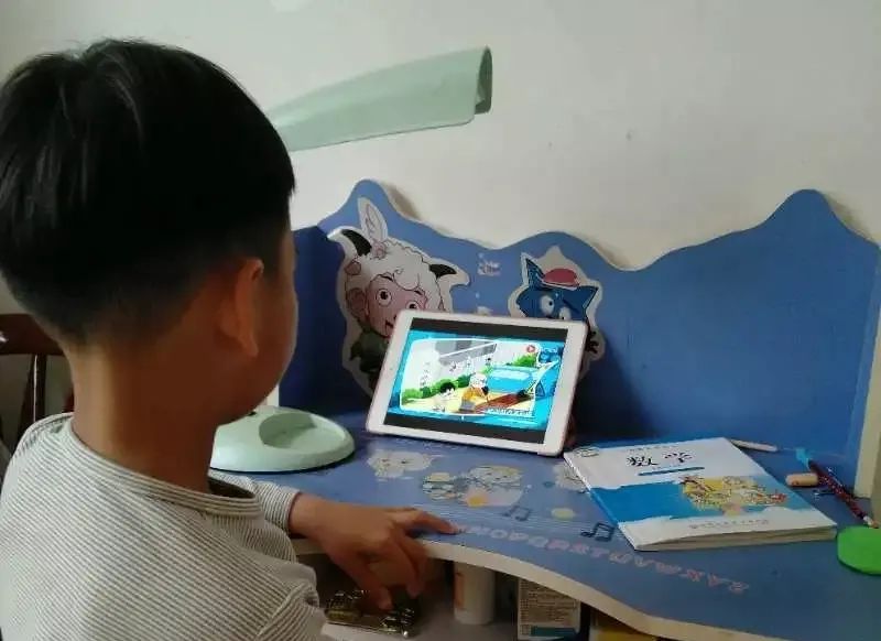 重庆疫情通报第一天，我盯着手机屏幕愣了好几秒