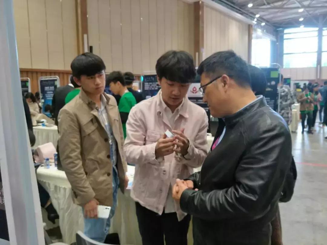 车发热怎么回事？别慌，先搞清楚是真发烧还是假警报