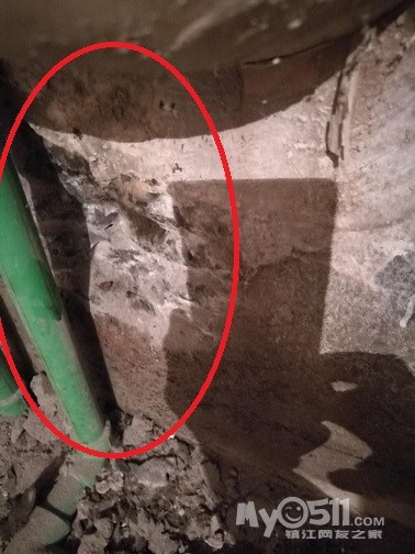 下面怎么有水？从地板返潮到管道漏水，一次把原因说透