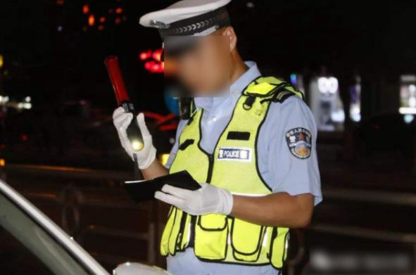 开车撞伤人后怎么赔偿？别慌，一步步捋清楚