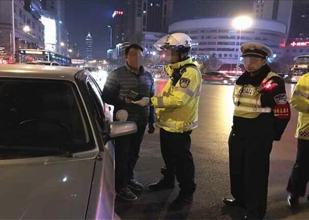 骑摩托车被查醉驾，到底算不算酒驾？这事比你想的复杂多了