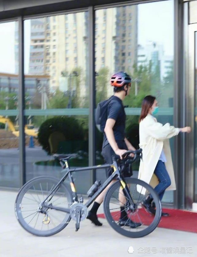 洛浦骑摩托车，从新手到老手的真实经验，一次说清楚