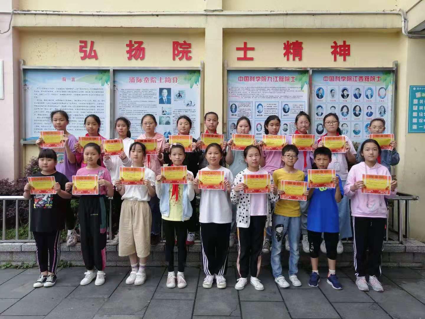健康的生活方式手抄报/健康的生活方式手抄报内容
