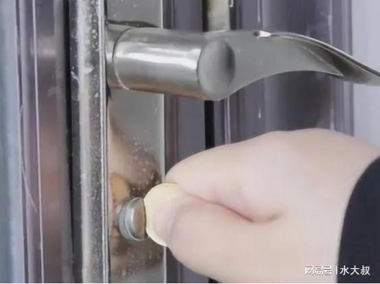门被反锁了怎么办？别慌，这事儿我经历过三次
