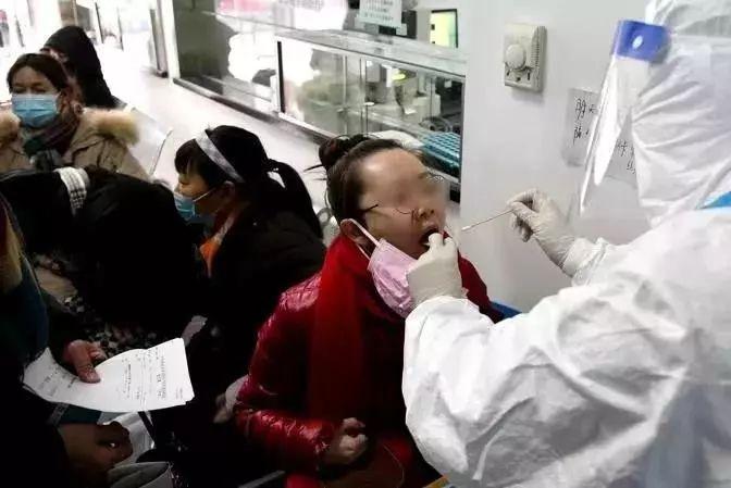 武汉已经有好几百例新病毒感染者/武汉市区有多少人感染新型病毒