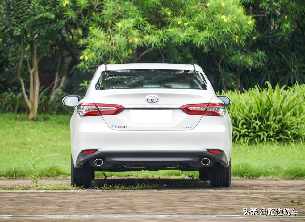 凯美瑞油耗怎么样？开了两万公里后，我把账本摊开给你看
