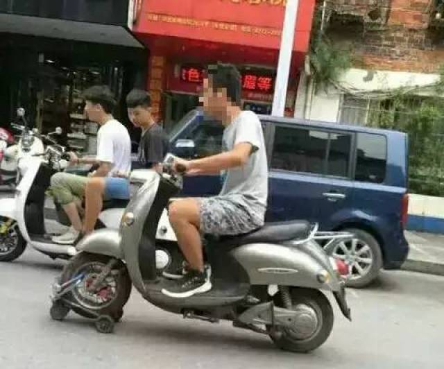 电动车被锁了怎么办？别急，这事儿我遇到过三次