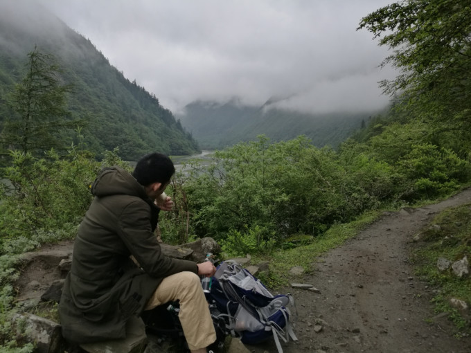 梅村骑摩托车，从村口到山那头，我和我的小摩托较劲的这些年