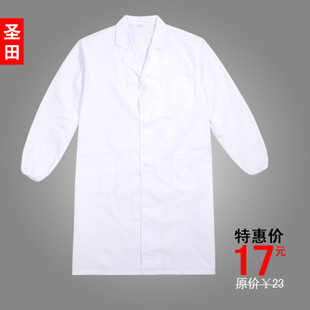 医师骑摩托车，白大褂之外的另一种巡诊
