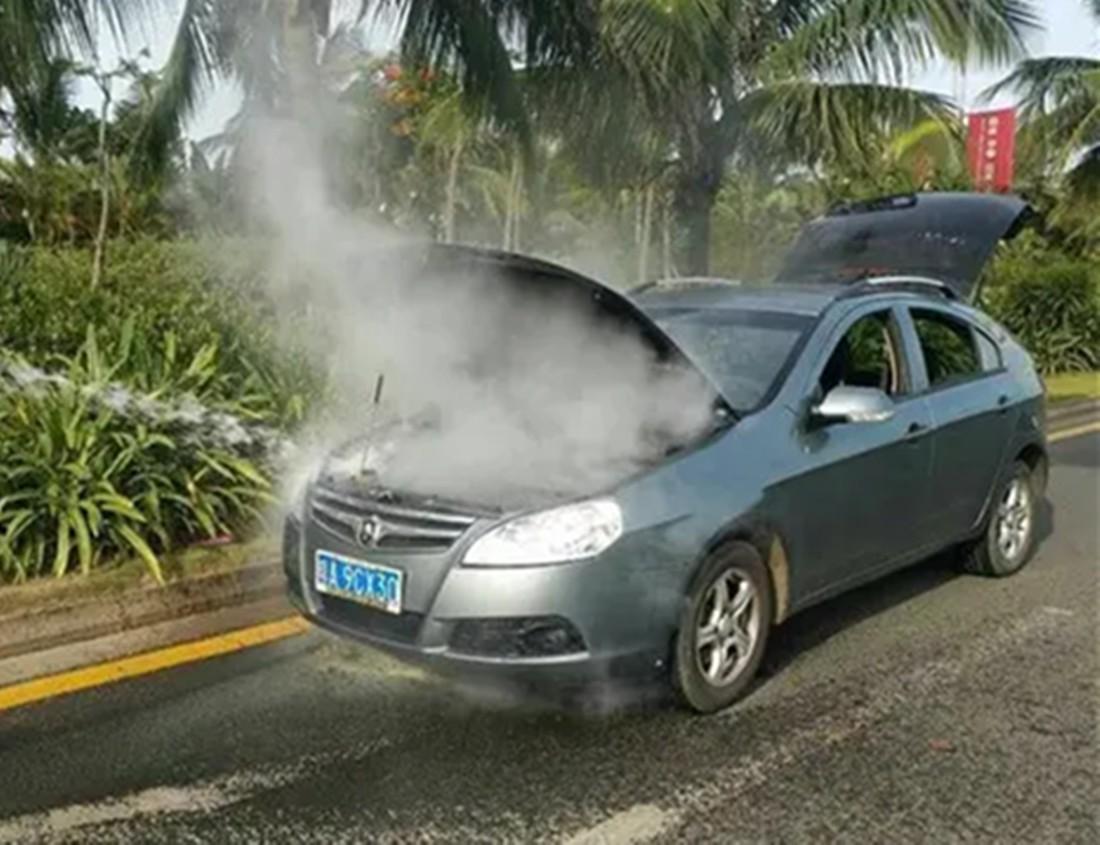 车打不起火怎么办？先别急着叫拖车，这几点自己就能查
