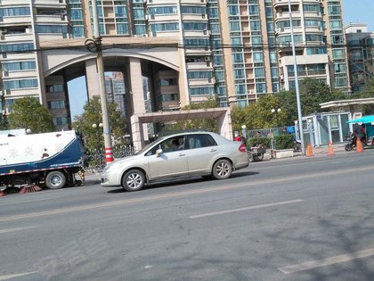 锦园新世纪疫情，那阵子我们楼下的喇叭声和菜篮子