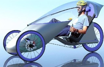 布鲁诺骑摩托车，从物理直觉到风阻、平衡与安全的终极指南