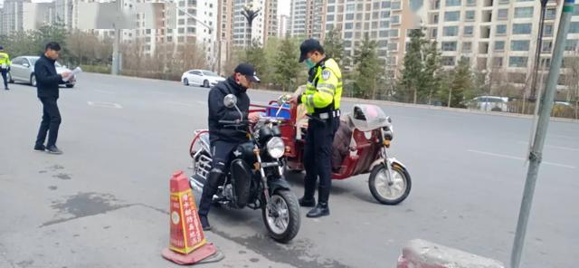骑摩托车口号，从肉包铁到风与自由，老骑士教你喊出安全与范儿