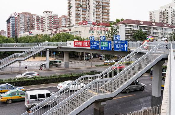 不礼让行人怎么处罚？别等扣分罚款才后悔，一文说透