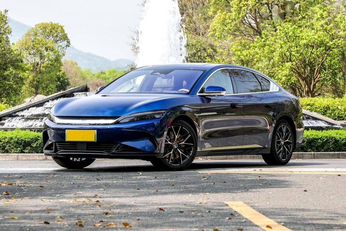 家用最好的新能源汽车，到底该怎么选？我琢磨了三个月，说点大实话
